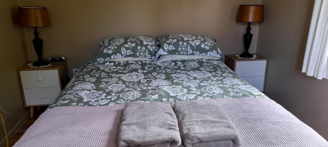 Earthsounds Country Cottage Taumarunui Bagian luar foto